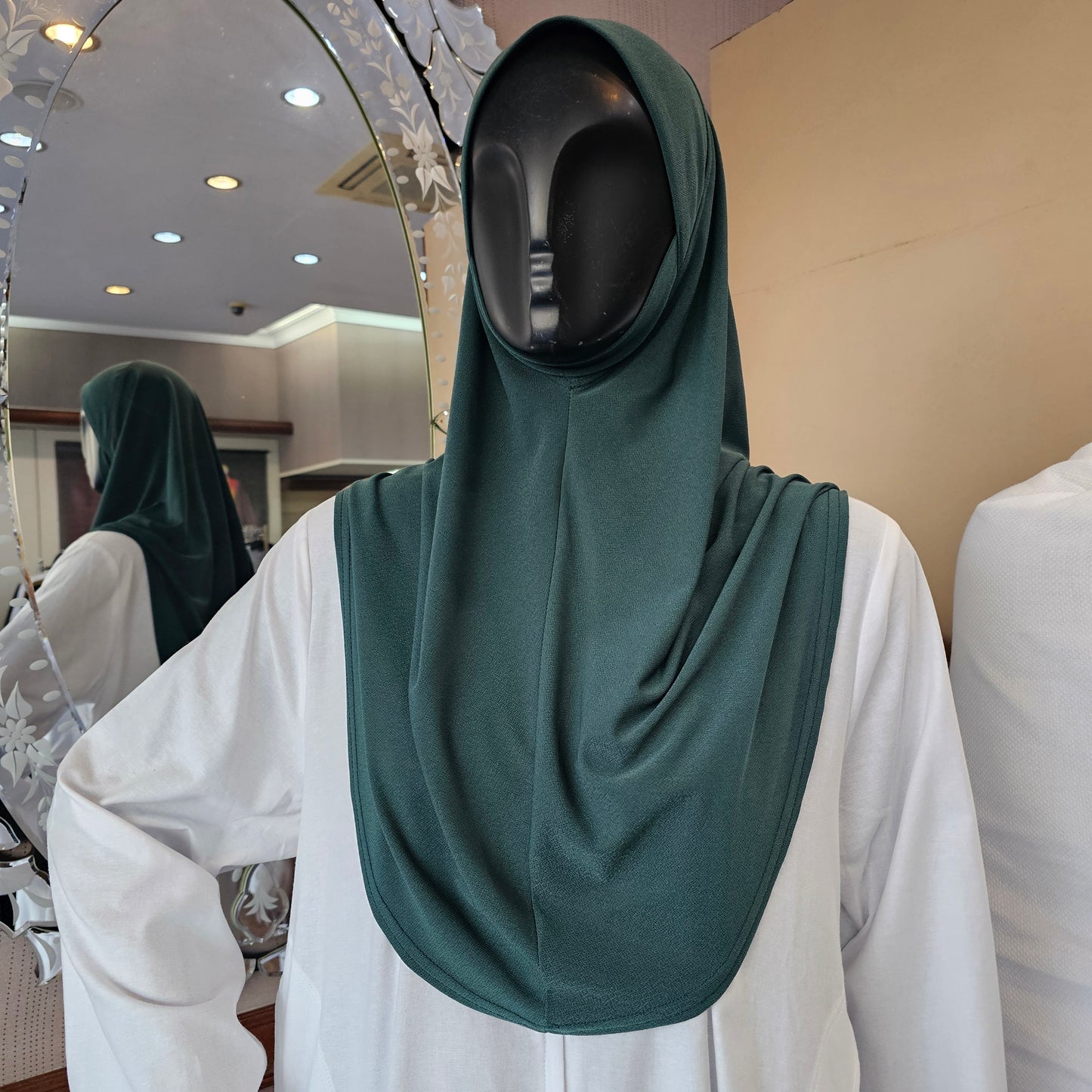 Tudung Ixora (Crepe)